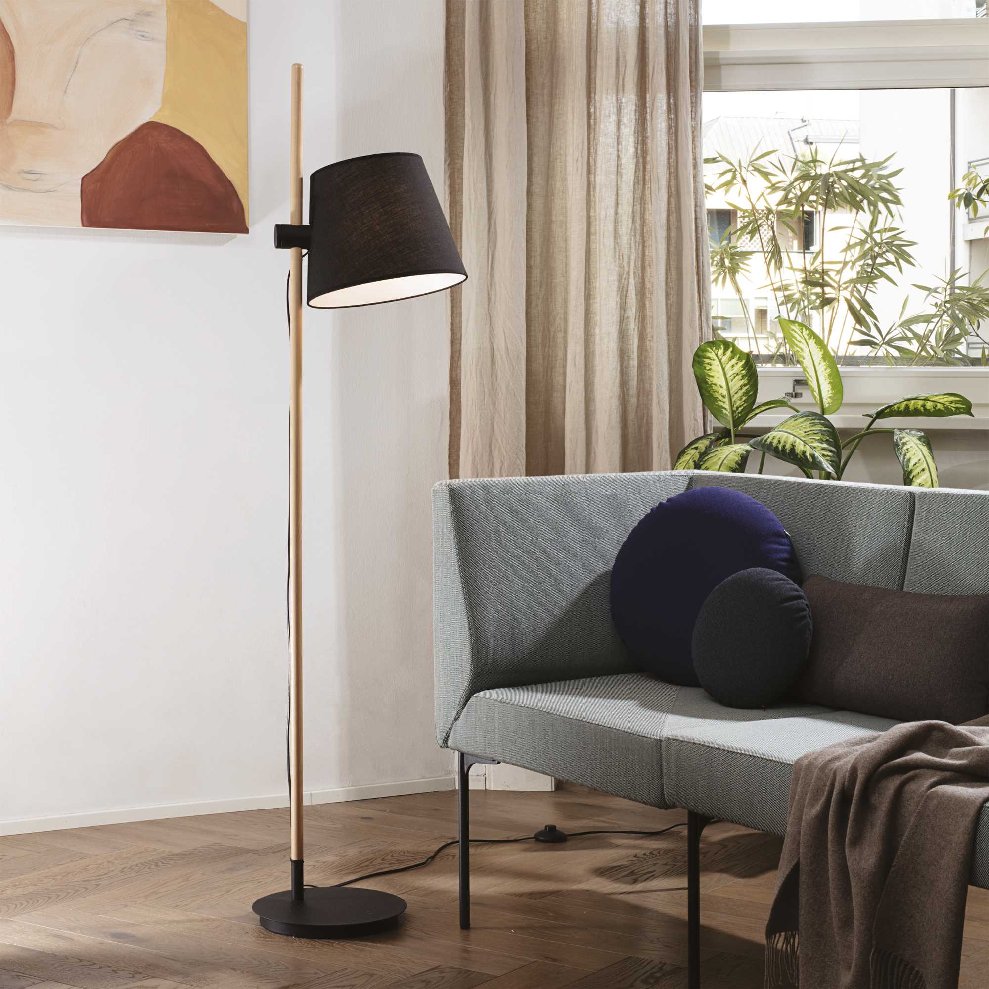 Axel - White/Black Finish - Image 3