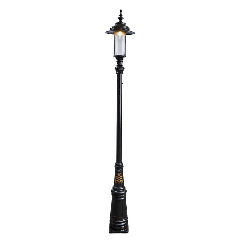 Betley 1Lt Lamp Post - Cast Iron