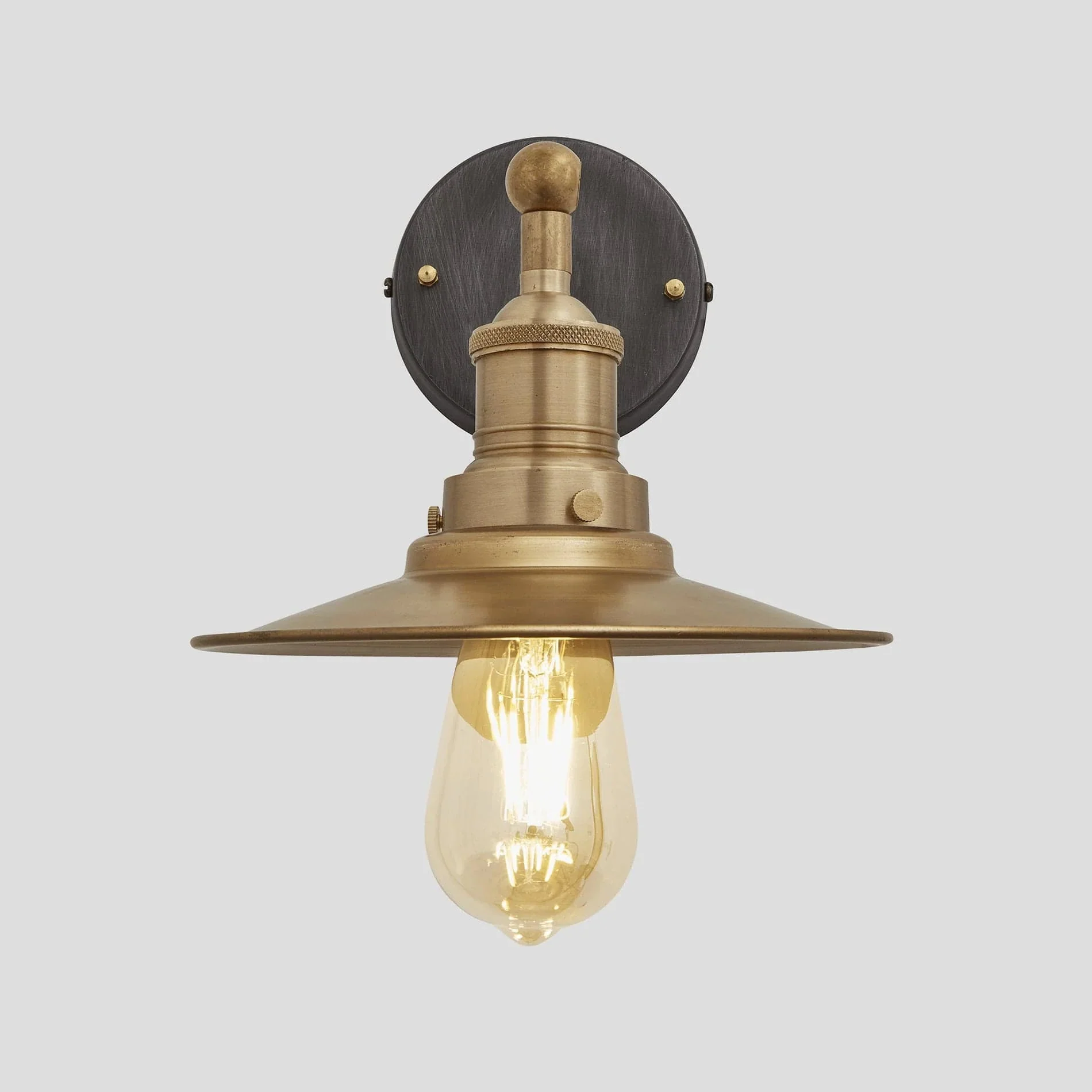 Brooklyn 8" Flat Outdoor Wall Light - Various Finishes - Image 10