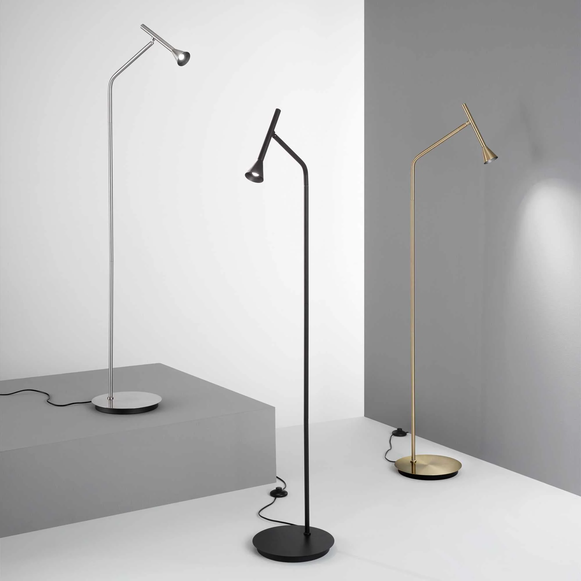 Diesis Floor Lamp - Black/Nickel/Brass Finish - Image 4
