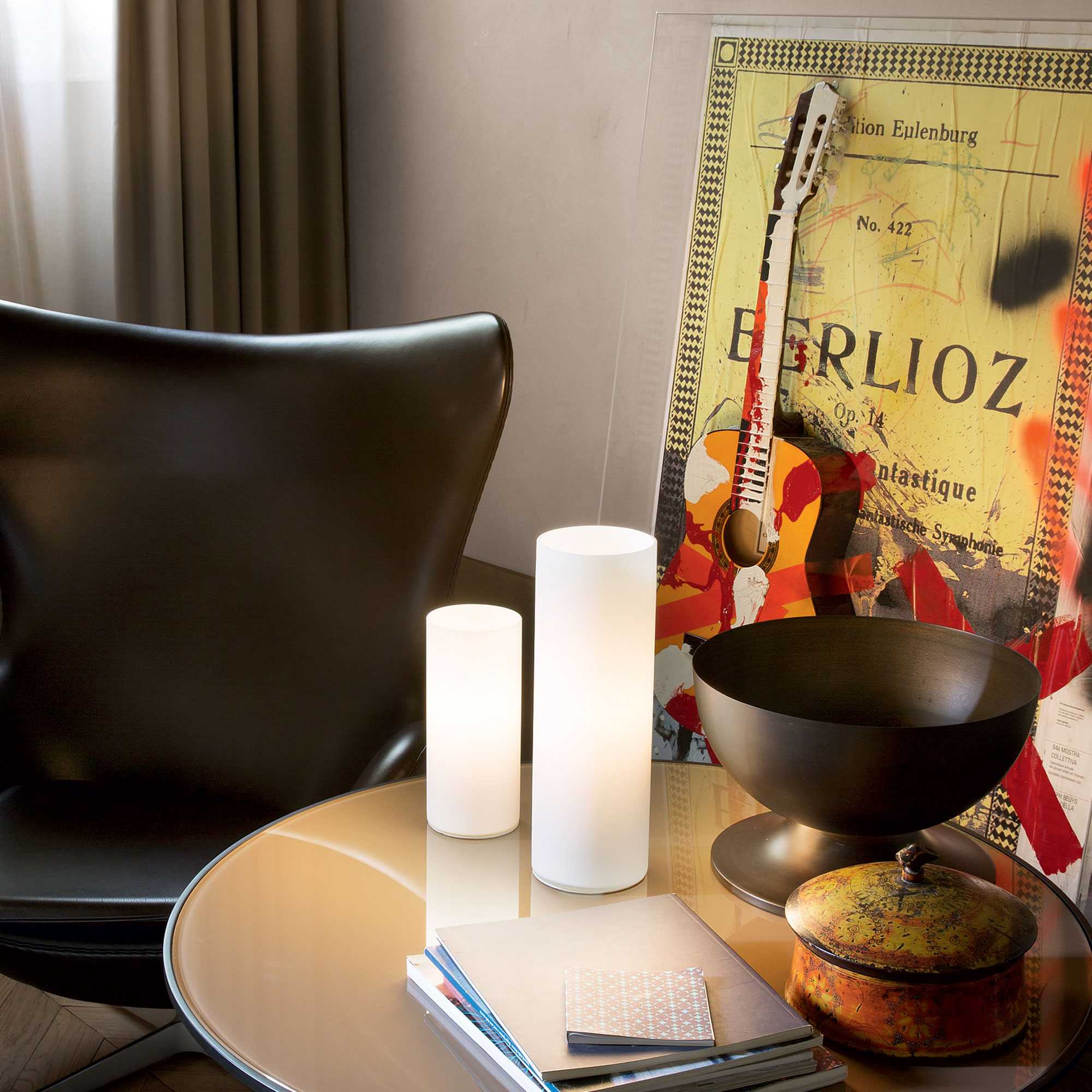 Edo Table Lamp  - White Finish - Image 3