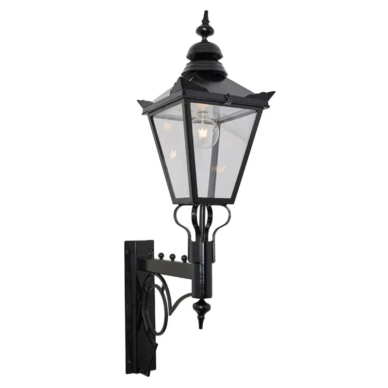 Laverton 1Lt Outdoor Wall Lamp - Cast Iron