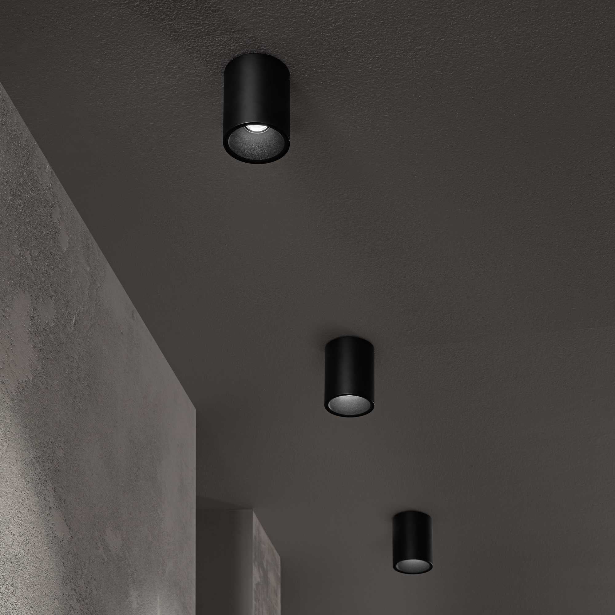 Nitro 1Lt Small/Large Round Spotlight IP20 - Black/White - Image 6