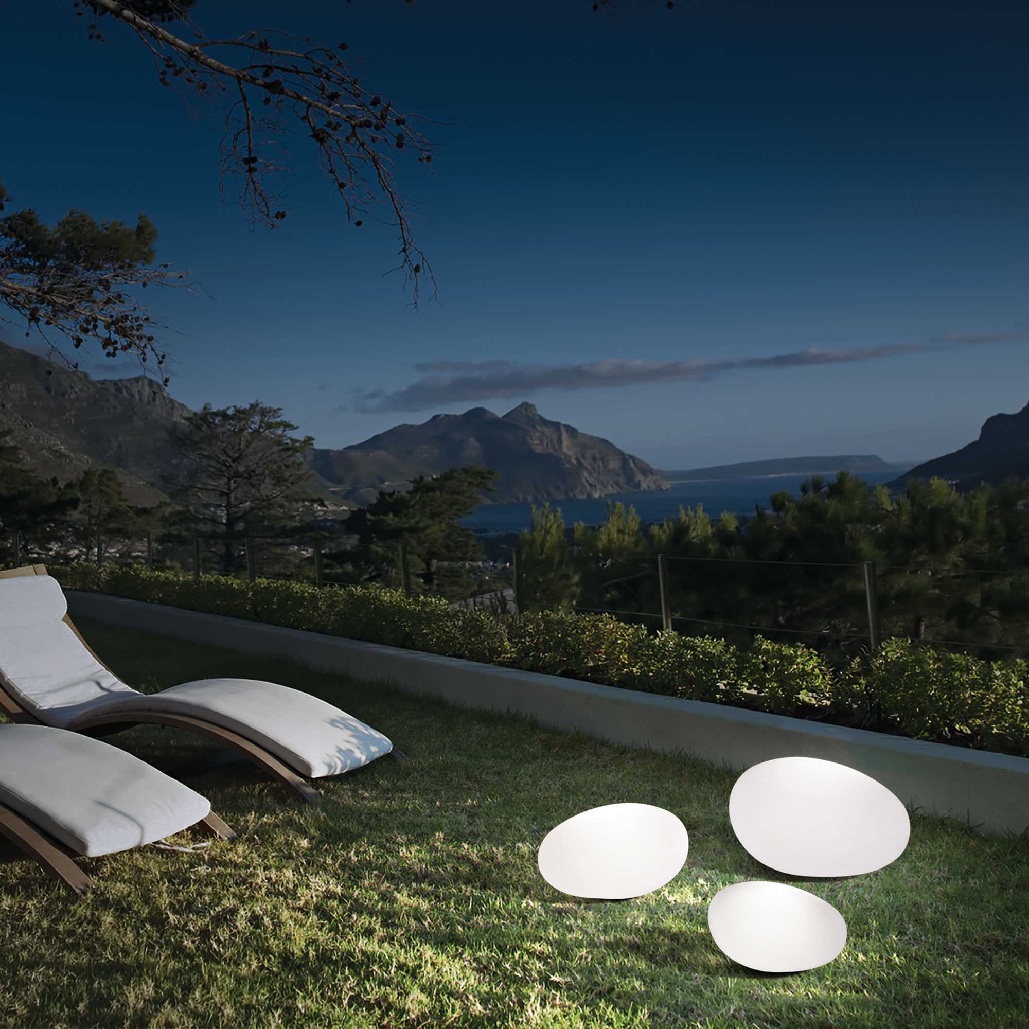Sasso IP44 Ground Light - White Finish - Image 6