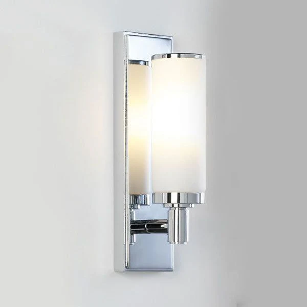 Verona Bathroom Wall Light IP44 - Polished Chrome